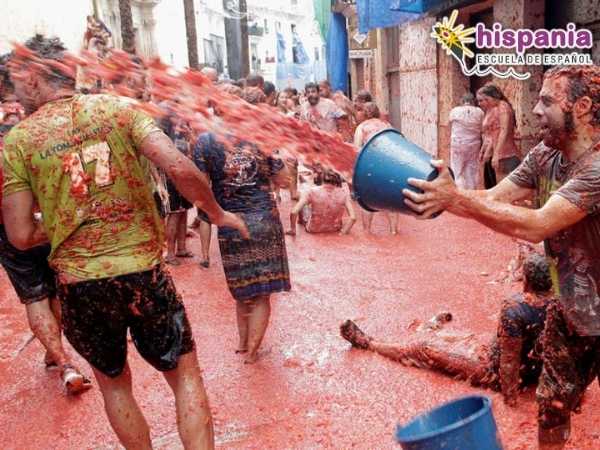 Cómo se celebra la Tomatina de Buñol. Hispania, escuela de español